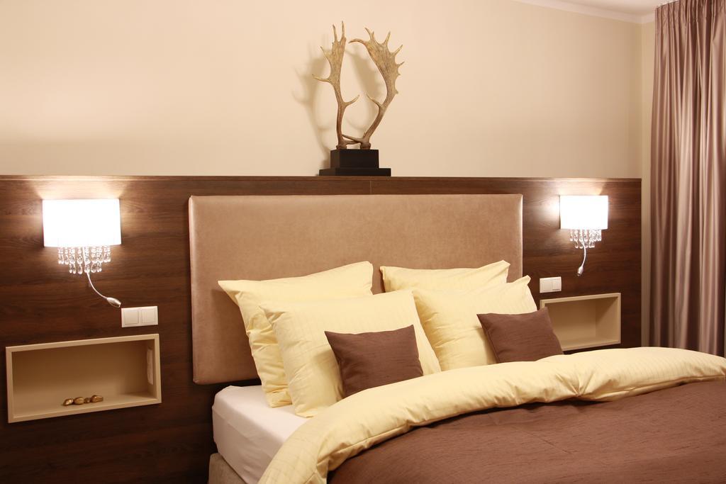 Mr.& Mrs. President Apartment แอร์ฟวร์ท ภายนอก รูปภาพ
